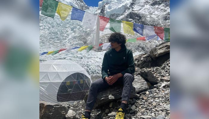 Pakistan’s young climber Shehroze Kashif. — Instagram/thebroadboy