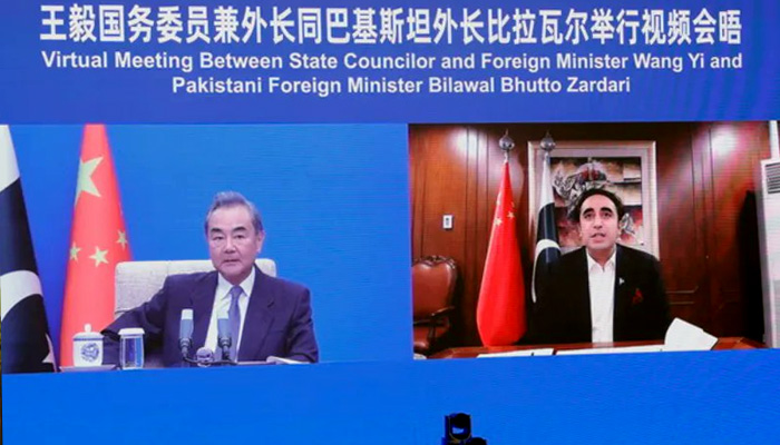 This Global Times photo shows State Councilor Wang Yi (L) and Pakistani Foreign Minister Bilawal Bhutto (R) during their first bilateral meeting on Wednesday.