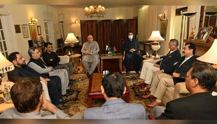 PPP leaders and MQM-P delegation in Islamabad, on March 14, 2022. — Twitter/@MediaCellPPP