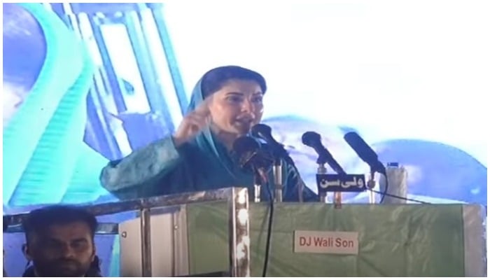 PML-N Vice-President Maryam Nawaz speaking during a jalsa in Kotla, Gujrat, on May 15, 2022. — Screengrab via YouTube/ Samaa News Live