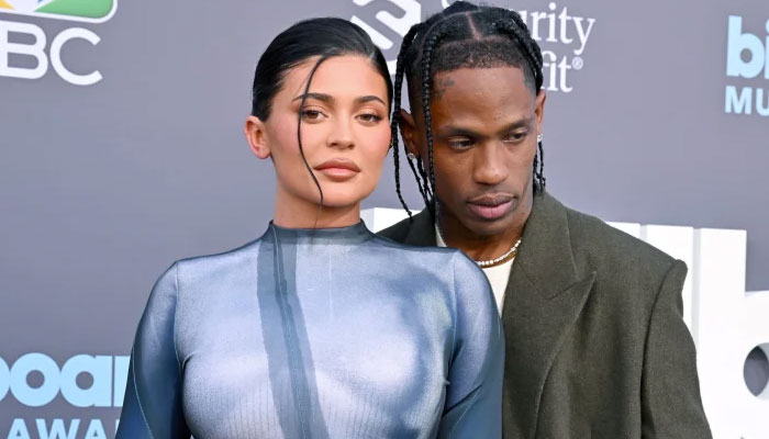 Travis Scott ‘disses’ Kylie Jenner on camera at BBMAs 2022?