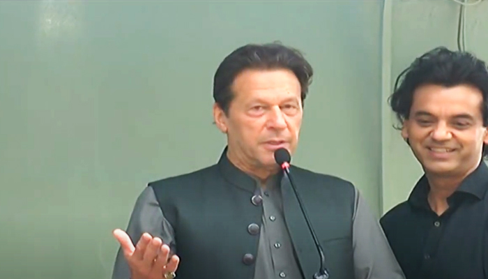 Former prime minister Imran Khan addressing youth at the KP house in Islamabad. — Screengrab via YouTube/ Hum News Live