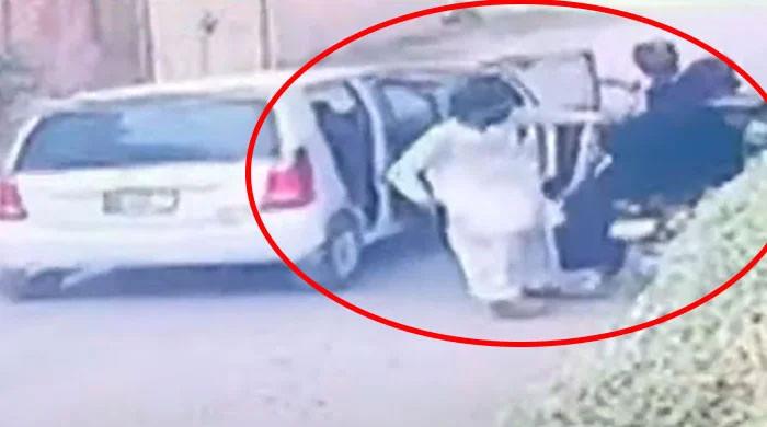 Student abducted by ex-fiancé from Lahore's Shadbagh recovered from Arifwala