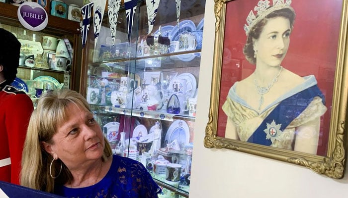 Australian grandmother hopes queen has jubilee to remember