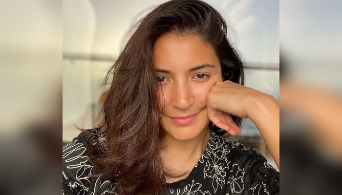 Anushka Sharma glows in the sun as she flaunts her ‘tan’ in latest selfie