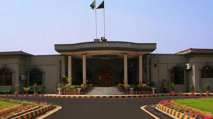 IHC orders police to stop harassing PTI leaders, workers