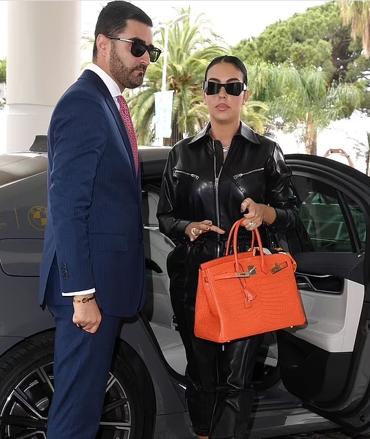 Cristiano Ronaldos ladylove Georgina Rodriguez is the cynosure of all eyes at Cannes Film Festival 2022
