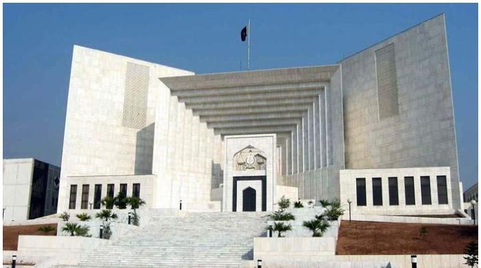 SC directs govt to provide PTI with ground between H-9, G-9 areas to hold jalsa