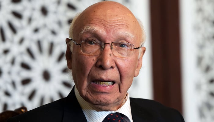 Seasoned politician Sartaj Aziz speaks during a news conference at the Foreign Ministry in Islamabad. — AFP/File