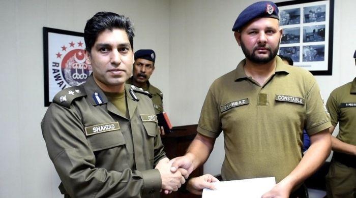 Rawalpindi Police honours constable Shahbaz for civility in face of PTI supporter's abuse