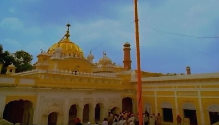 Video Screengrab of Sikh Temple in Pakistan - @SalmanSufi7