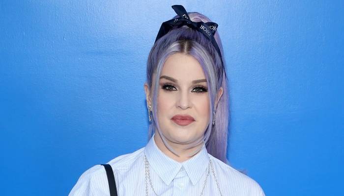 Kelly Osbourne completes one year sobriety after relapse: Photo