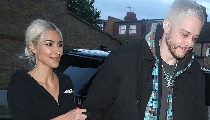 Kim Kardashian, Pete Davidson tiba di Inggris menjelang Queen’s Jubilee