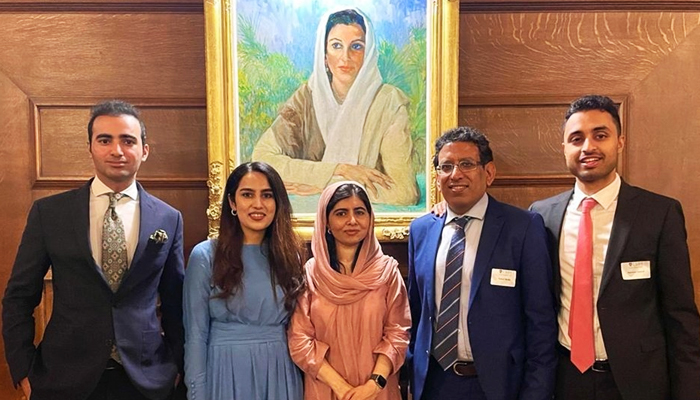 Nobel laureate Malala Yousafzai (L) attends the launching ceremony of the Oxford Pakistan Programme (OPP) at theLady Margaret Hall (LMH) — situated at the University of Oxford — on May 26, 2022. — OPP