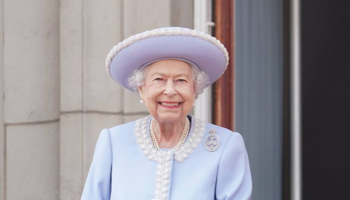 Ratu Elizabeth melewatkan layanan Jubilee setelah mengeluh ‘tidak nyaman’