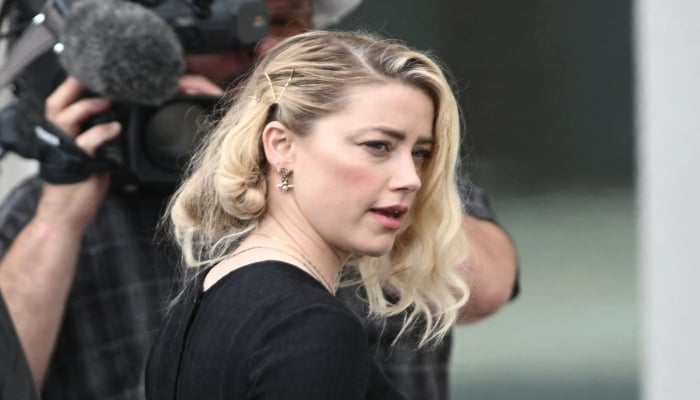 Internet mock Amber Heard for wearing same ‘funeral dress’ at defamation verdict