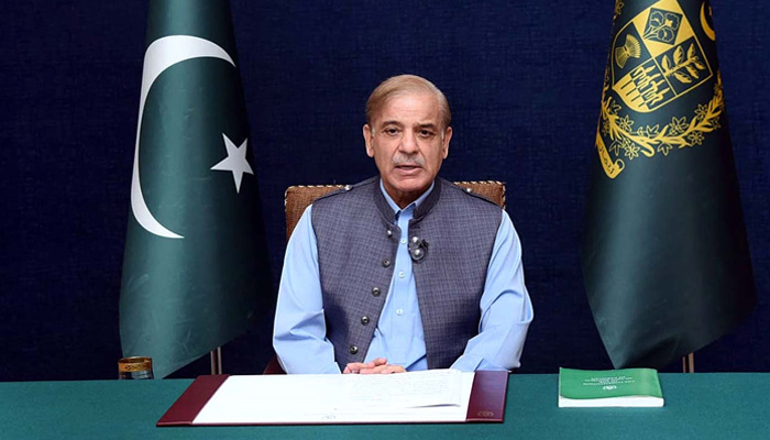 PM Shehbaz Shaif addresses the nation in this file photo. — APP/file