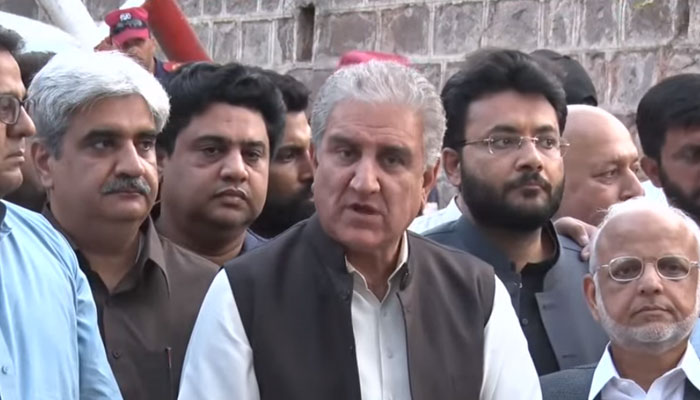 PTI Vice-Chairman Shah Mahmood Qureshi speaks to the media after attending PTIs core committee meeting at Bani Gala on Sunday, June 5, 2022.  — Screengrab/Hum News