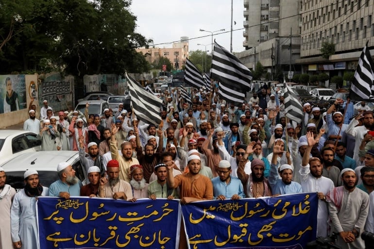 A protest in Karachi, Pakistan against the BJP members’ blasphemous comments.—Reuters