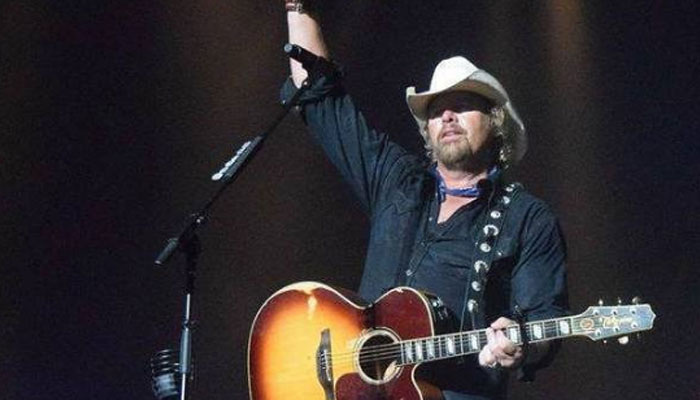 Toby Keith spent last 6 months receiving chemo, surgery after cancer diagnosis