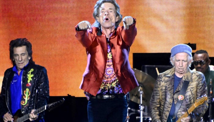 Rolling Stones Mick Jagger tests positive for Covid
