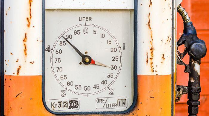 Petrol, diesel prices likely to shoot up again in Pakistan