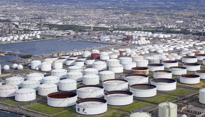 An aerial view shows an oil factory of Idemitsu Kosan Co. in Ichihara, east of Tokyo, Japan November 12, 2021. Photo— Kyodo/via REUTERS