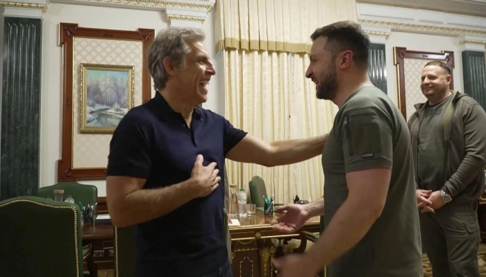 Ben Stiller bertemu Presiden Zelenskyy di Ukraina pada Hari Pengungsi Sedunia