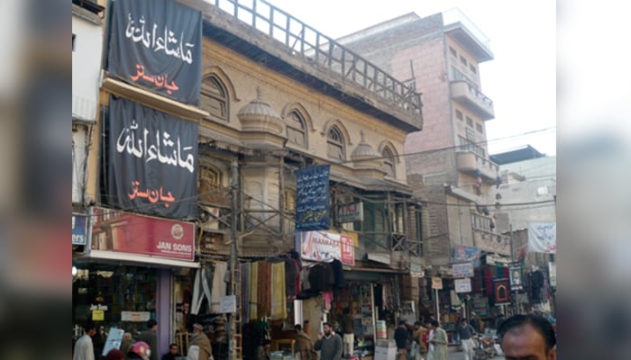 A general view of Qissa Khwani Bazaar. — APP