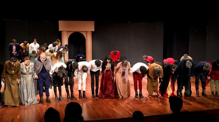 Houseful: Urdu adaptation of Romeo and Juliet takes Karachiites by storm