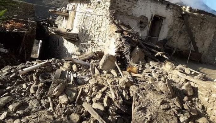 Gempa kuat menewaskan sedikitnya 280 orang di Afghanistan