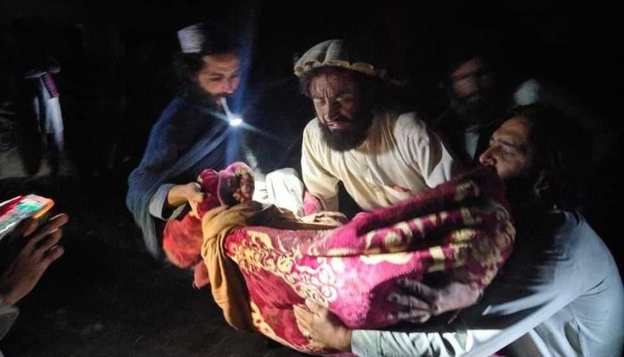 Afghanistan earthquake kills not less than 1000, toll anticipated to rise 2 Death toll from an earthquake in Afghanistan on Wednesday hit 1,000, the toll is expected to rise — Bakht News Agency/Afghanistan