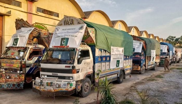 The consignment of eight trucks comprises tents, tarpaulin, blankets, and necessary medicines to be dispatched to Afghanistan from Pakistan — Radio Pakistan