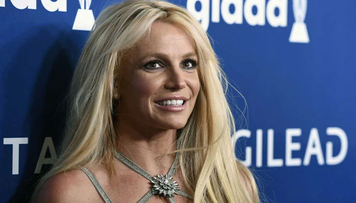 Britney Spears enthrals fans as she returns to Instagram after a week long hiatus