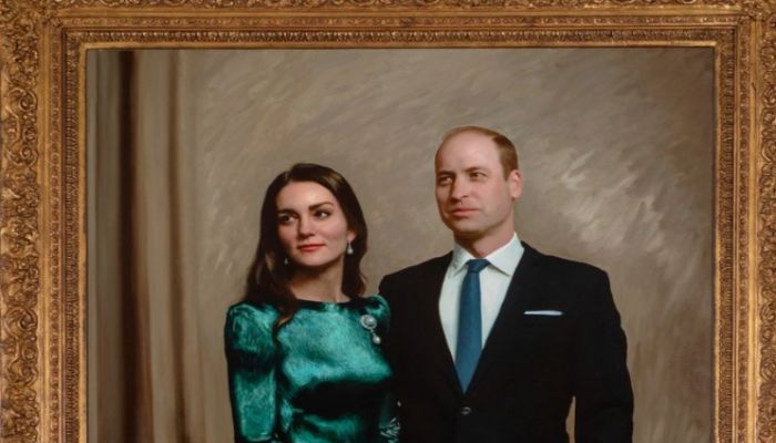 Prince William and Kate Middletons portrait: Body language expert points out disturbing mistake