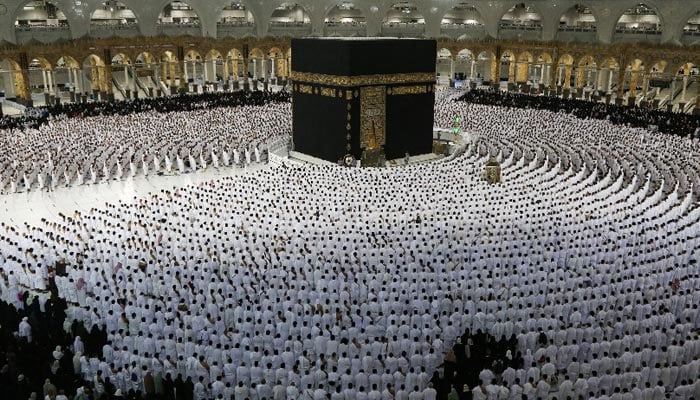 Muslims encircle the Kaaba, Islams most sacred site, during Ramadan in Mecca. — Twitter/@AFP