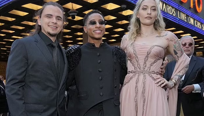 Michael Jackson’s daughter Paris Jackson nails street style: see pic