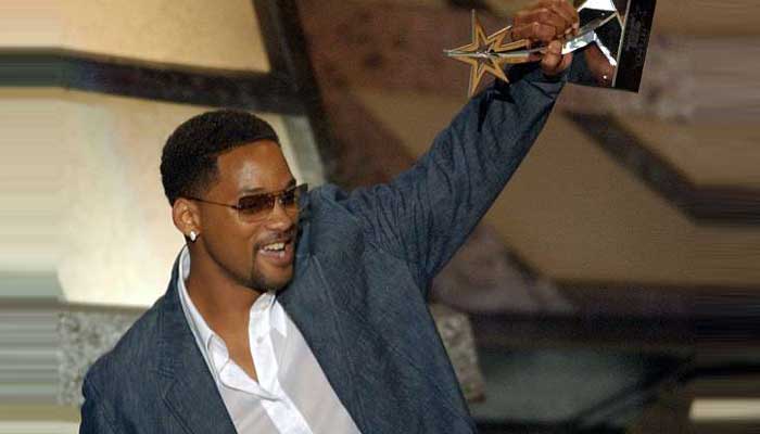 Will Smith divides fans once again as he receives another award