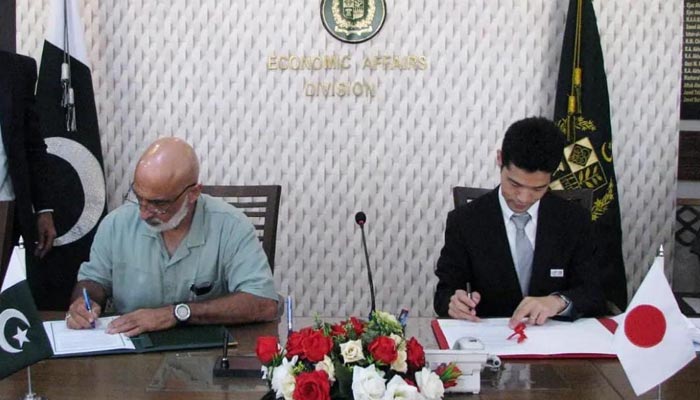 Signing ceremony for Japanese grant aid for the project Human Resource Development Scholarship to Pakistan on June 28, 2022. — PID