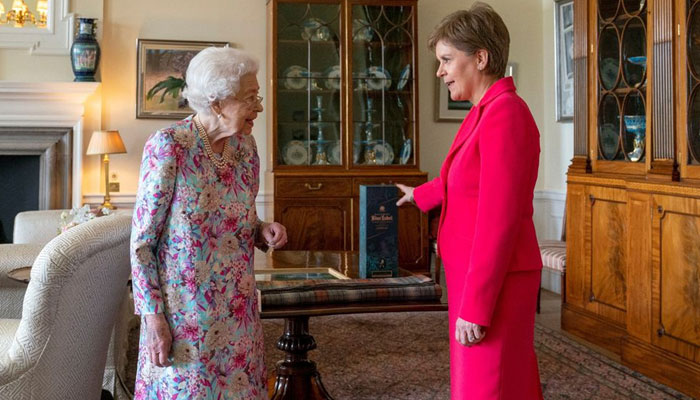 Queen Elizabeth meets Scotland’s First Minister Sturgeon after new push for independence vote