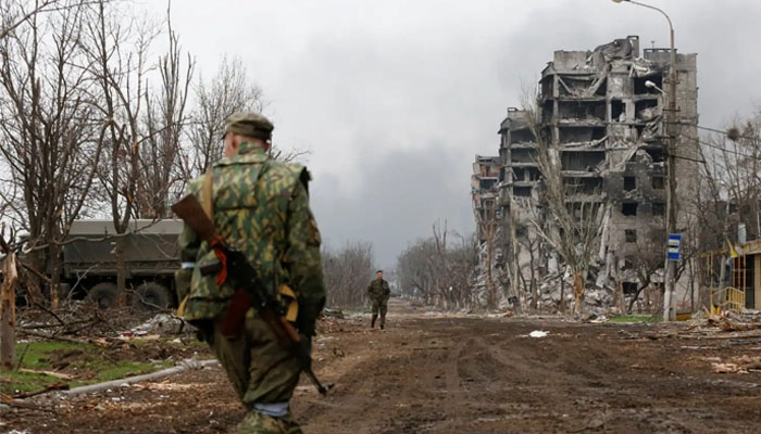 Tentara Ukraina menuduh Rusia menembakkan bom fosfor di Pulau Ular