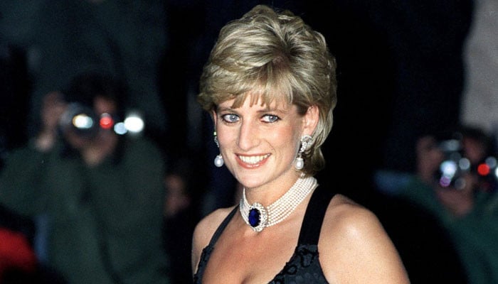 Inside Princess Dianas taboo relationship with palace staff - Geo News