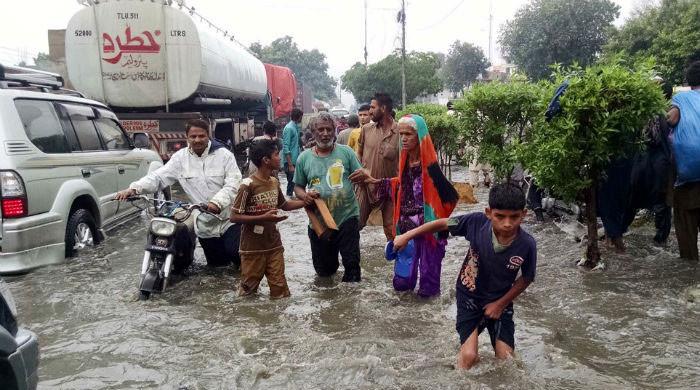 Karachi likely to be hit by heavy rains, thunderstorms in 24 hours: Met Office