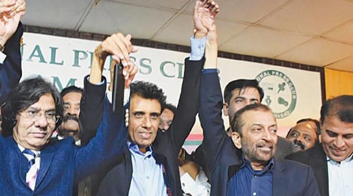 NA-245 by-polls: Farooq Sattar likely to be joint candidate of MQM factions