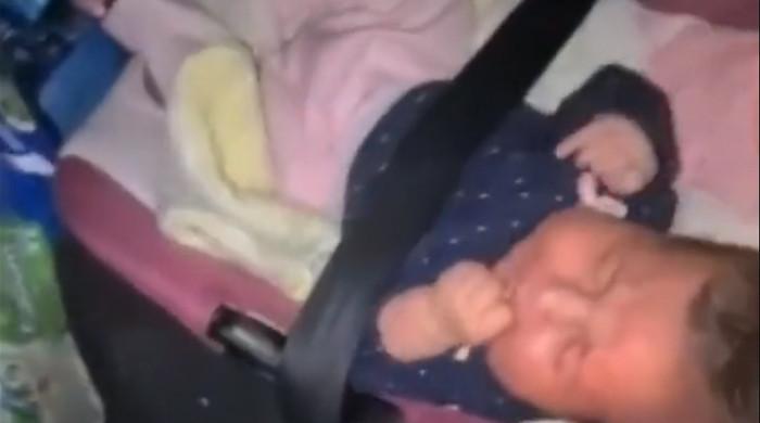WATCH: Israeli police abandon baby in car after arresting Palestinian parents