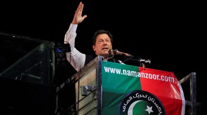 Imran Khan moves SC against revocation of overseas Pakistanis' voting rights