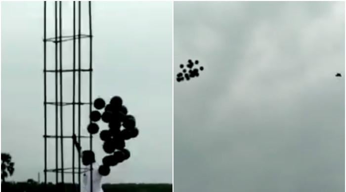 Four Congress workers arrested for releasing black balloons near Modi's helicopter