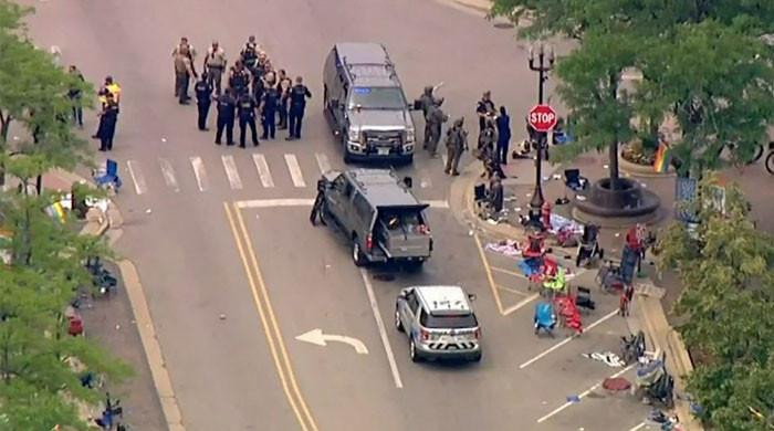 Six killed in shooting during US July 4 parade