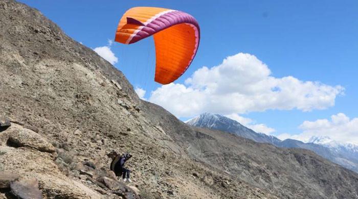 Search for missing French paraglider still underway