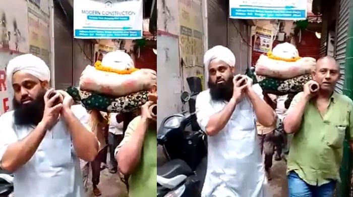 WATCH: Muslim man carries Hindu friend's body on shoulder for funeral
